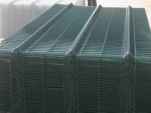 折彎護欄網 - 安平縣全昊金屬(shǔ)絲(sī)網制品有限公司圖片3